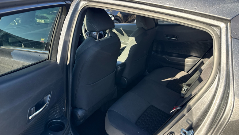 Toyota C-HR 1.8 Hybrid Design 5dr CVT Hybrid Hatchback